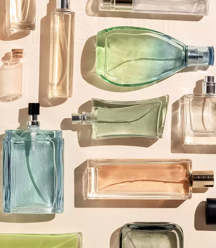 Sürdürülebilir Tasarım ve Çeşitli Endüstri İhtiyaçları İçin Tek Noktadan Çözümler Konusunda Uzmanlaşmış Özel Cam Ambalaj Üreticisi